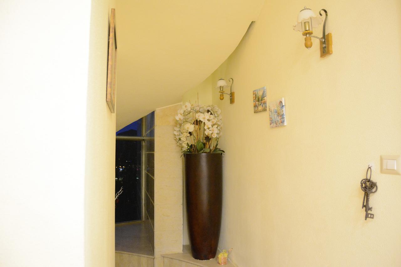 Austria Luxury Apartments, Faraya Hotel Luaran gambar